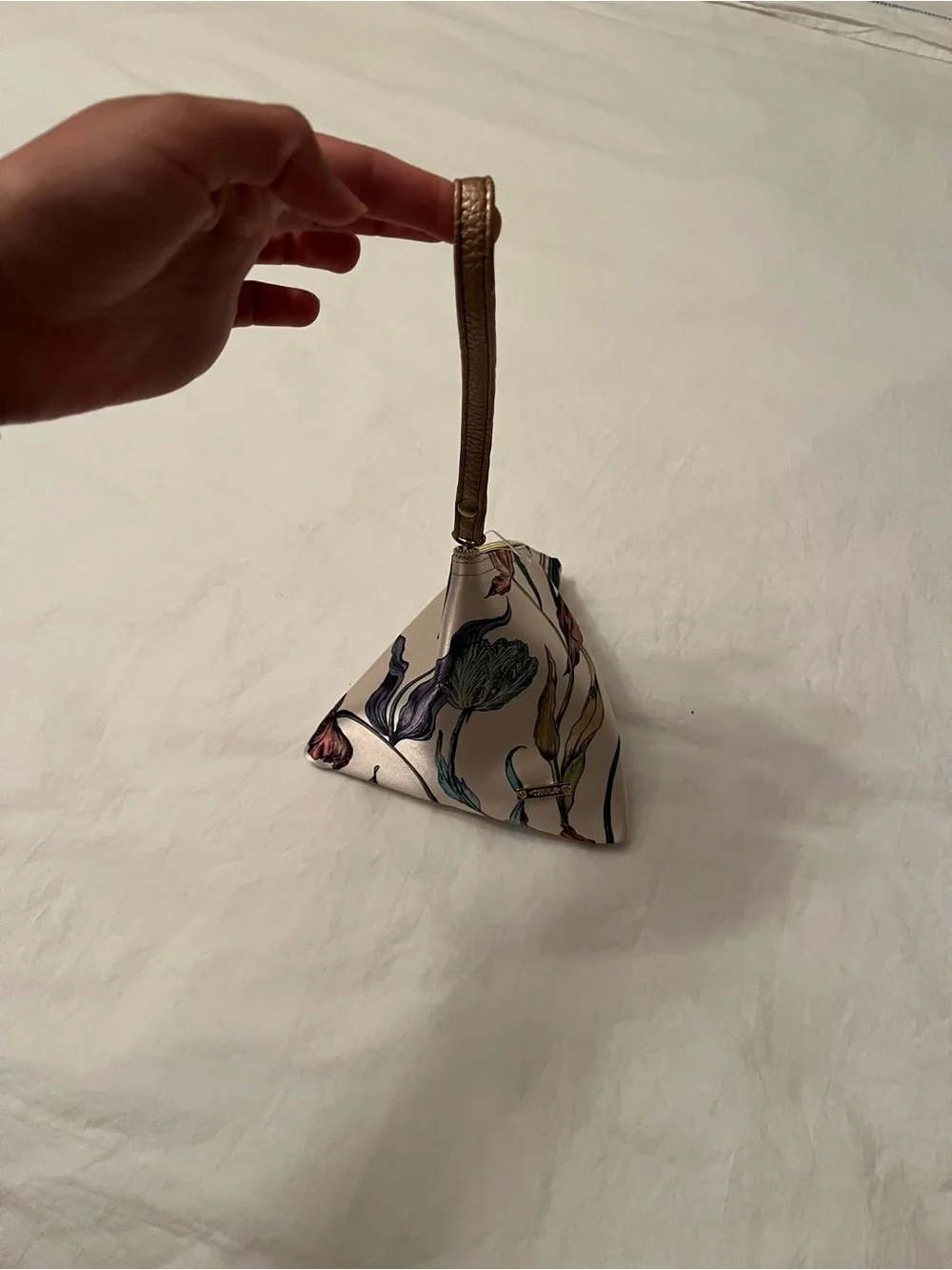Floral Print Wristlet Clutch - Beige Multicolor